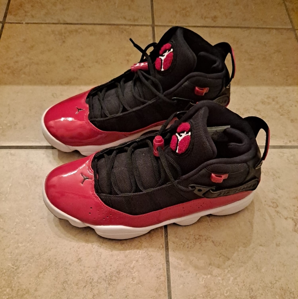 7 rings Jordan Sneakers - Like New